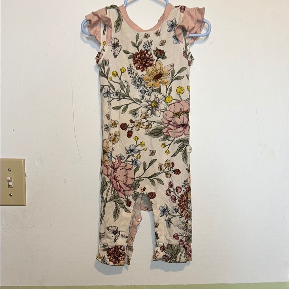 🖤2/$25 loulou lollipop Floral Kids Romper